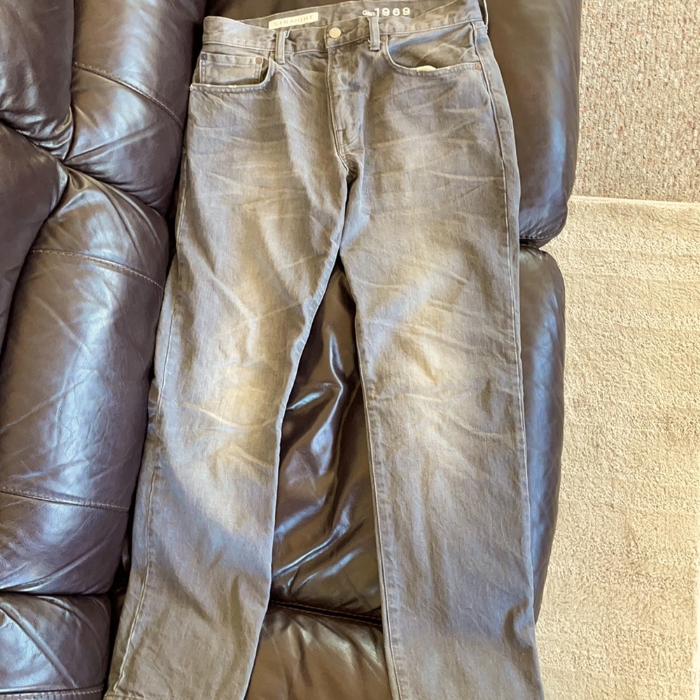 Gap men’s grey jeans 31/30